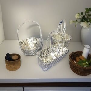 Vintage Set of 3 small metal silver toned wire baskets